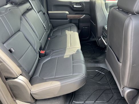 Used 2021 Chevrolet Silverado 1500 High Country w/ Technology Package AWD/4WD image 20