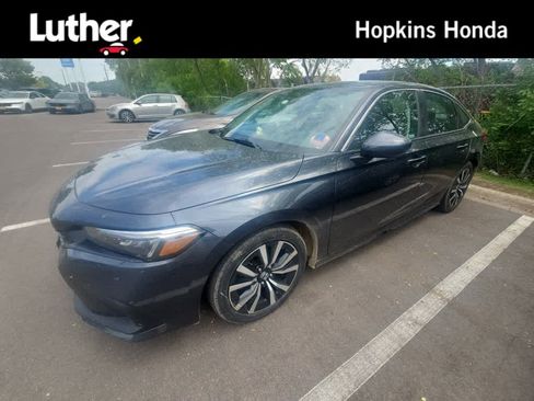 Used 2024 Honda Civic EX image 1