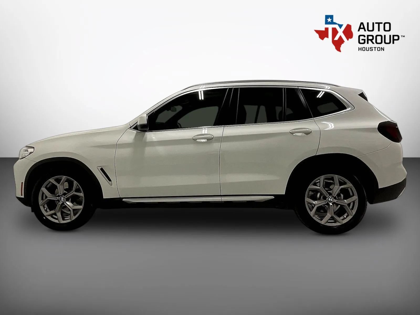 Used 2022 BMW X3 sDrive30i w/ Convenience Package RWD image 9