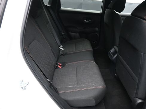 Used 2025 Honda HR-V Sport image 22