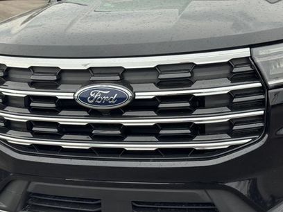 New 2026 Ford Explorer Active w/ Active Comfort Package