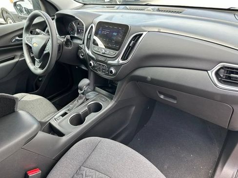 Used 2022 Chevrolet Equinox LT FWD image 10