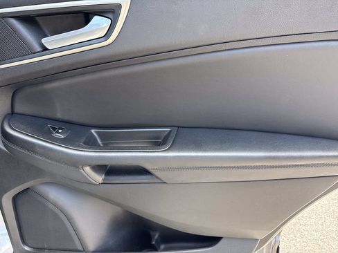 Used 2024 Ford Edge SEL AWD/4WD image 16