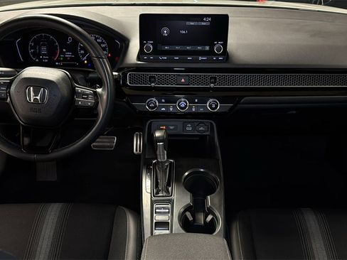 Used 2023 Honda Civic Sport image 14