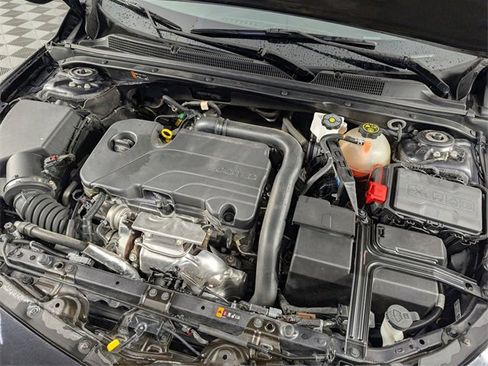 Used 2023 Chevrolet Malibu LT image 33