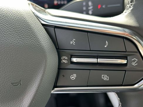 New 2026 Chevrolet Equinox EV LT AWD/4WD image 23