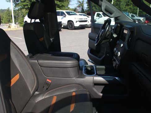 Used 2019 GMC Sierra 1500 AT4 w/ AT4 Premium Package AWD/4WD image 36