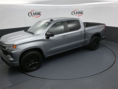 Used 2024 Chevrolet Silverado 1500 RST image 17