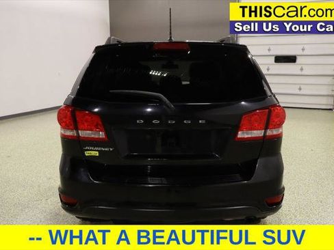 Used 2019 Dodge Journey SE w/ Blacktop Package image 6