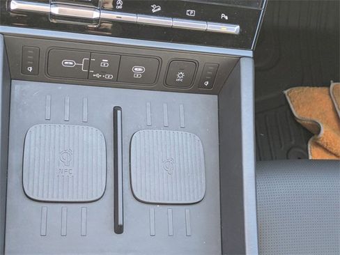 Used 2025 Hyundai Santa Fe Calligraphy image 21