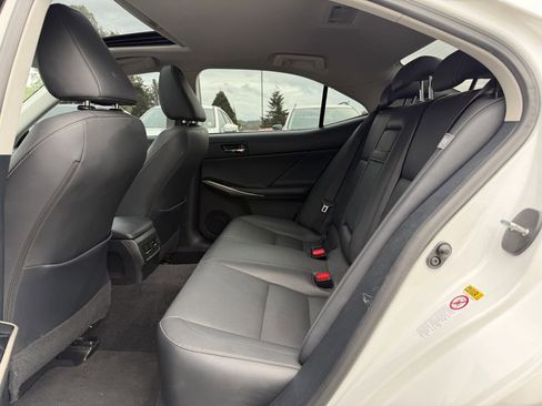 Used 2015 Lexus IS 250 w/ Navigation System Package RWD image 15
