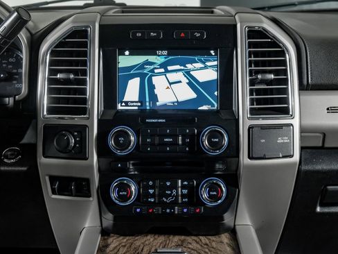 Used 2017 Ford F350 Lariat w/ Lariat Ultimate Package image 24