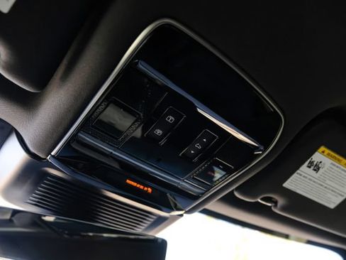 New 2026 Land Rover Range Rover Sport Dynamic SE AWD/4WD image 42