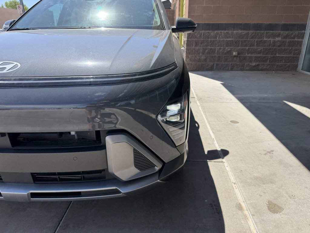 Used 2024 Hyundai Kona Limited FWD image 11