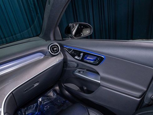 New 2026 Mercedes-Benz GLC 300 image 22