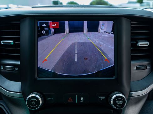 Used 2024 RAM 3500 Tradesman w/ Chrome Appearance Group image 26