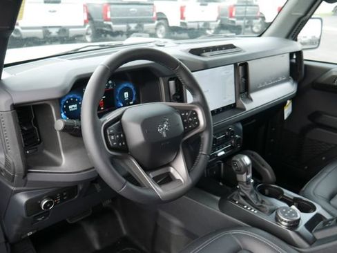 New 2026 Ford Bronco Badlands AWD/4WD image 15