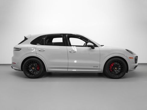 Used 2023 Porsche Cayenne GTS image 13