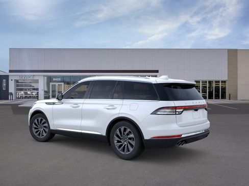 New 2026 Lincoln Aviator AWD image 4
