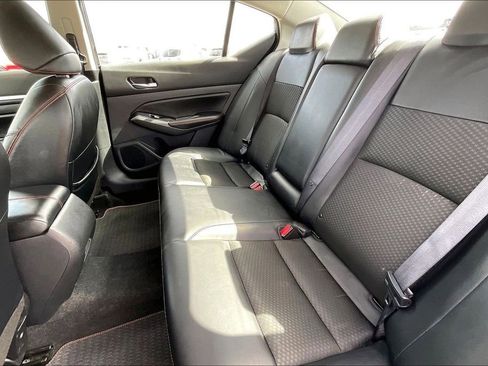 Used 2024 Nissan Altima 2.5 SR FWD image 19