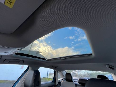 Used 2025 Volkswagen Jetta SE image 25