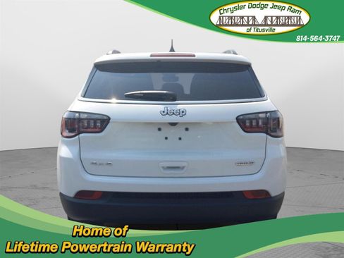 New 2025 Jeep Compass Latitude image 4