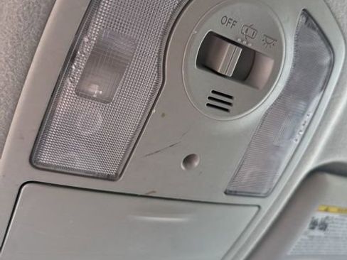 Used 2015 Toyota Prius Two image 10