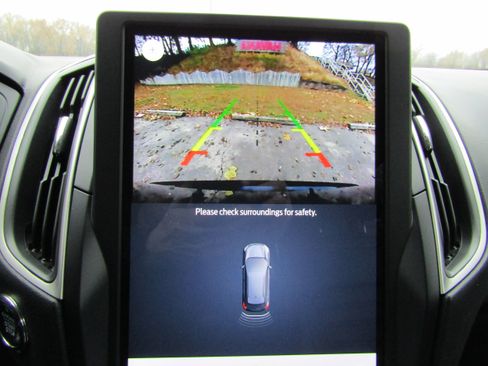 Certified 2024 Ford Edge SEL w/ Convenience Package image 20