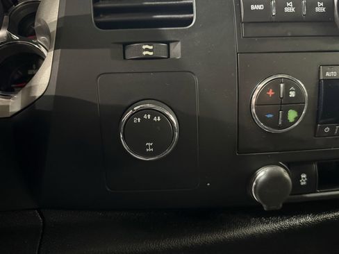 Used 2012 GMC Sierra 2500 SLE w/ HD SLE Premium Package image 14