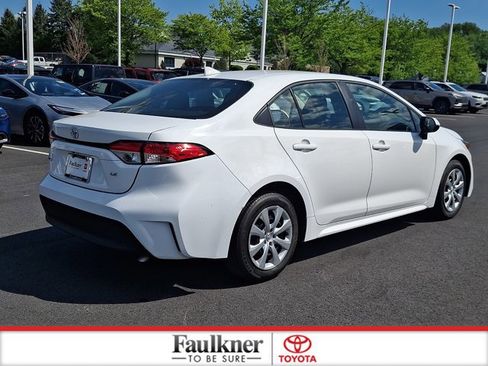 Certified 2024 Toyota Corolla LE FWD image 6