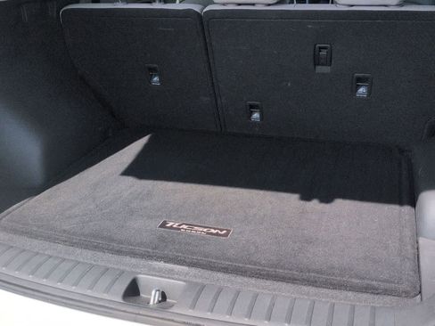 Used 2017 Hyundai Tucson SE FWD image 32