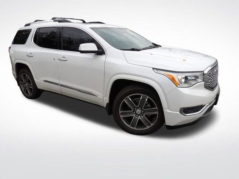 Used 2019 GMC Acadia Denali image 14