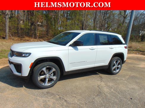 New 2026 Jeep Grand Cherokee Limited AWD/4WD image 7