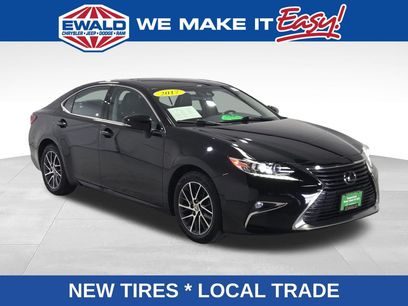 Used 2017 Lexus ES 350 w/ Luxury Package