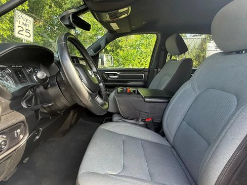 Used 2024 RAM 1500 Big Horn AWD/4WD image 29