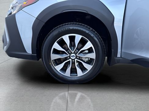 Used 2024 Subaru Outback Limited AWD/4WD image 46