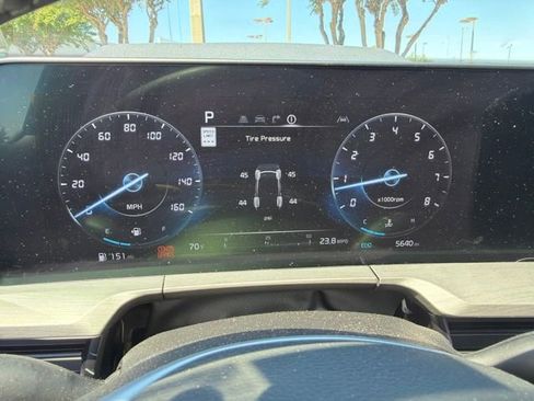 Used 2025 Kia Telluride SX Prestige X-Line AWD/4WD image 4