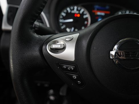 Used 2019 Nissan Sentra SV FWD image 24