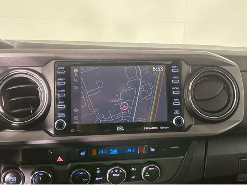 Used 2020 Toyota Tacoma TRD Off-Road image 7