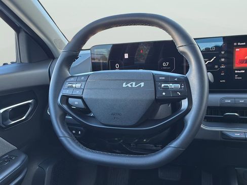 Certified 2025 Kia K4 EX FWD image 19