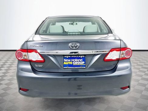 Used 2011 Toyota Corolla image 6