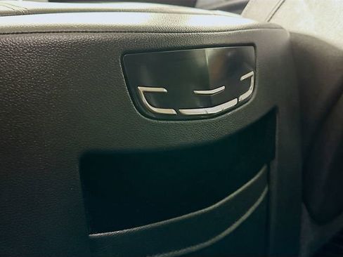 Used 2020 Cadillac Escalade ESV Luxury w/ Escalade Sport Edition image 27