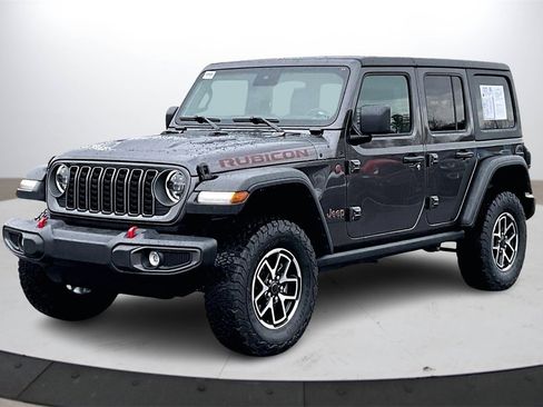 Certified 2025 Jeep Wrangler Unlimited Rubicon image 4