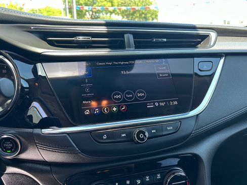 Used 2023 Buick Encore GX Select w/ Sport Touring Package FWD image 15