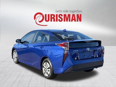 Used 2018 Toyota Prius Three image 4