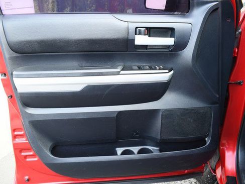 Used 2016 Toyota Tundra SR5 image 13