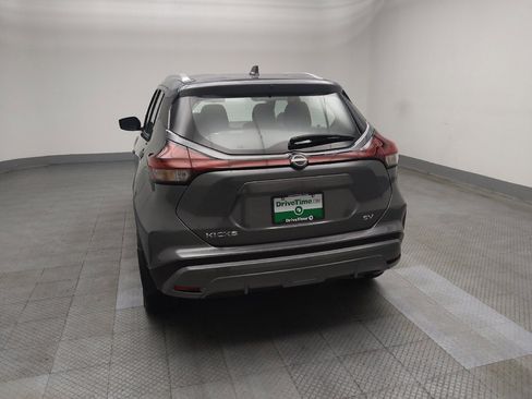 Used 2024 Nissan Kicks SV FWD image 6