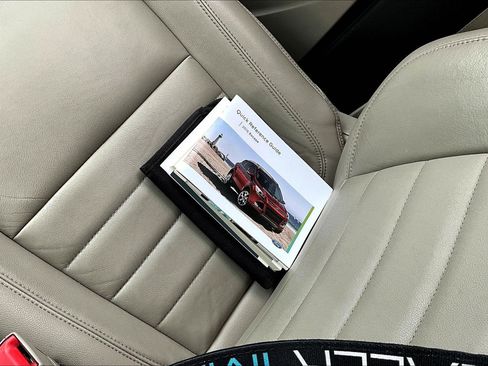 Used 2016 Ford Escape Titanium image 34