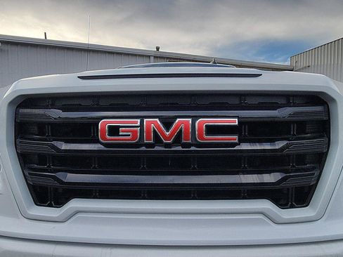 Used 2020 GMC Sierra 1500 Elevation w/ Elevation Value Package image 14