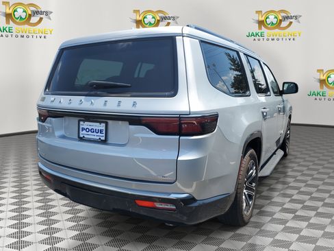 Used 2022 Jeep Wagoneer Series III image 5